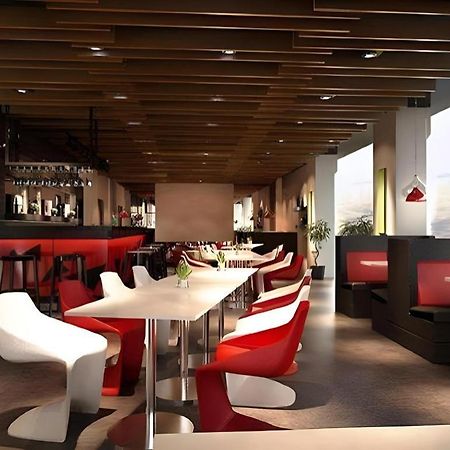 סוראבאיה G Suites Hotel By Amithya מראה חיצוני תמונה