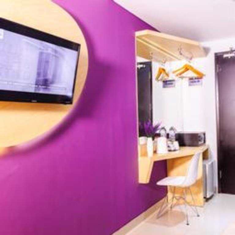 סוראבאיה G Suites Hotel By Amithya מראה חיצוני תמונה
