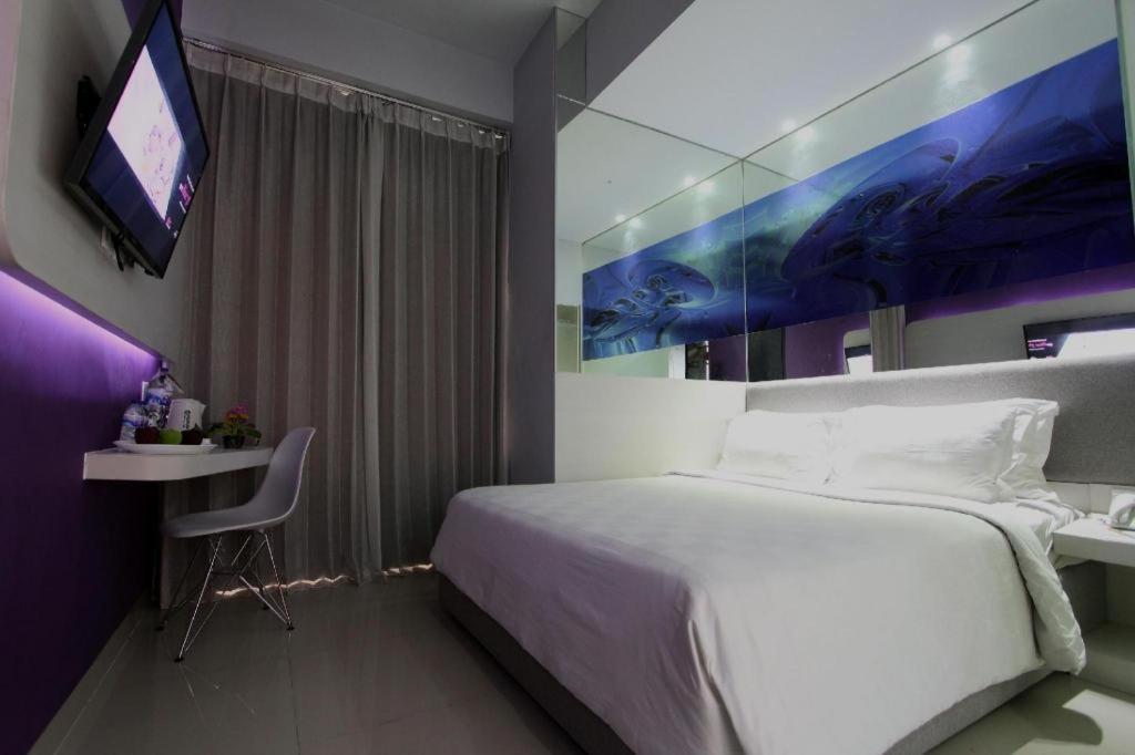 סוראבאיה G Suites Hotel By Amithya מראה חיצוני תמונה