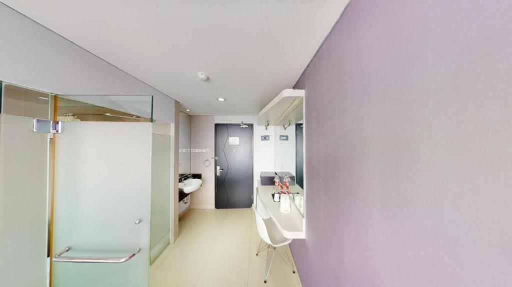 סוראבאיה G Suites Hotel By Amithya מראה חיצוני תמונה
