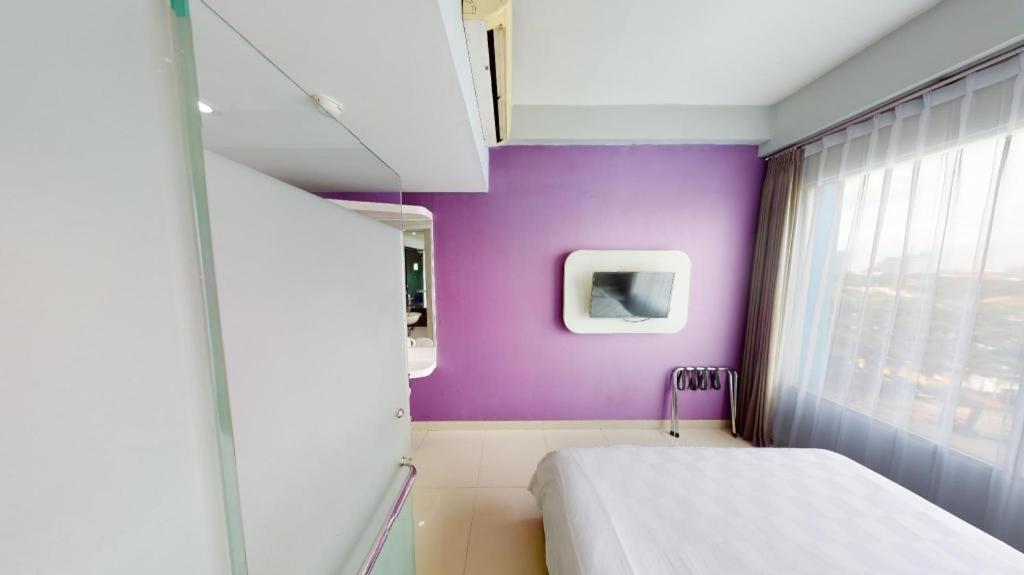 סוראבאיה G Suites Hotel By Amithya מראה חיצוני תמונה