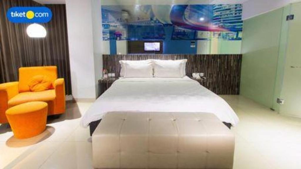 סוראבאיה G Suites Hotel By Amithya מראה חיצוני תמונה