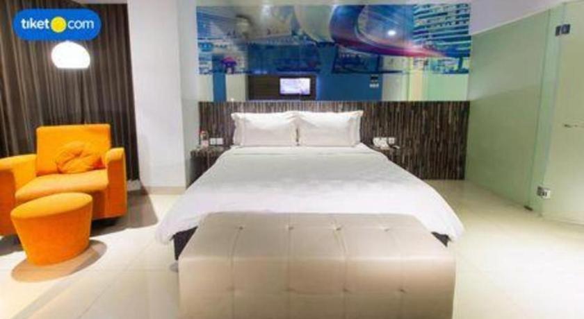 סוראבאיה G Suites Hotel By Amithya מראה חיצוני תמונה